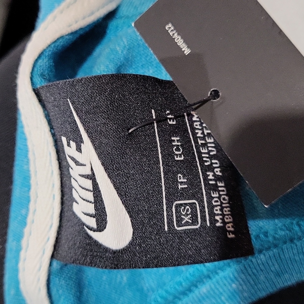 Nike Tank Top - Picture 11 of 14